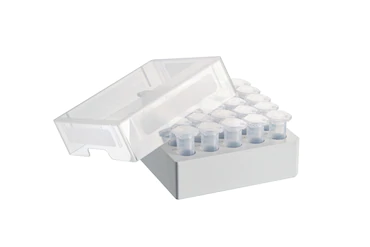 艾本德儲存盒 5 × 5, 可放置 25  個試管，5  mL，4  件，高 64  mm，2.5  英寸，聚丙烯材料，可耐受最低 -86  °C，可高溫高壓滅菌，帶蓋子并具有數(shù)字字母標識